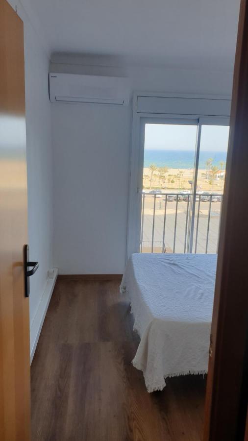 Les Vagues Au Balcon Appartamento Empuriabrava Esterno foto