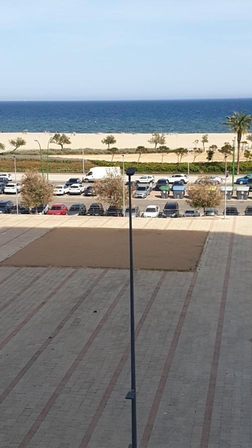 Les Vagues Au Balcon Appartamento Empuriabrava Esterno foto